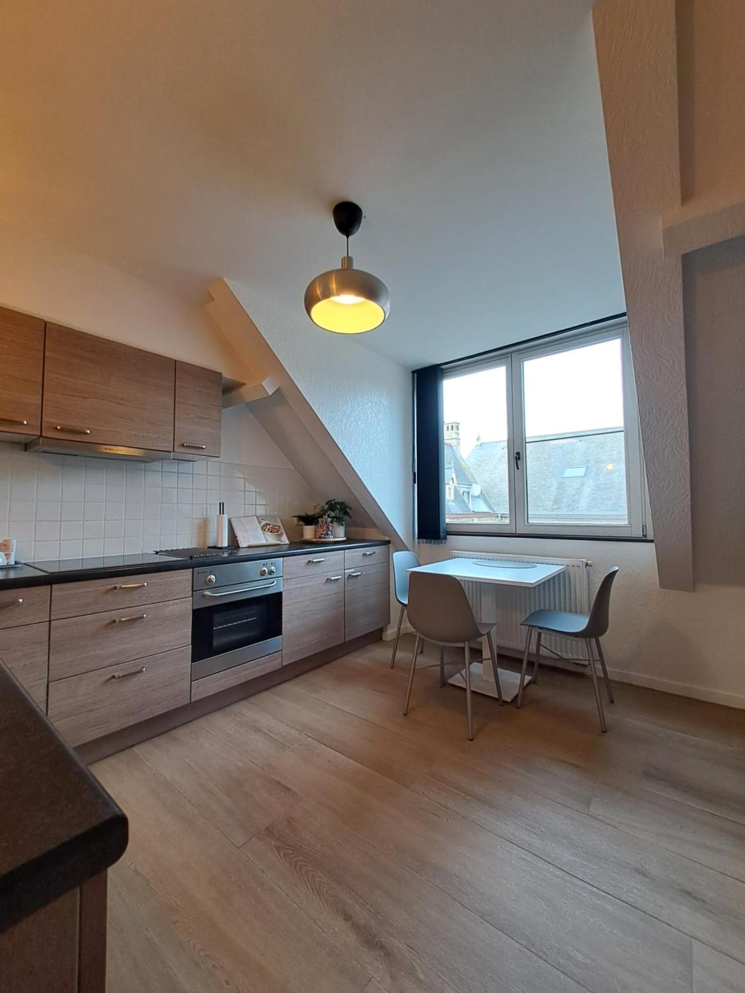 The Carmelite Apartment อีปส์ ภายนอก รูปภาพ