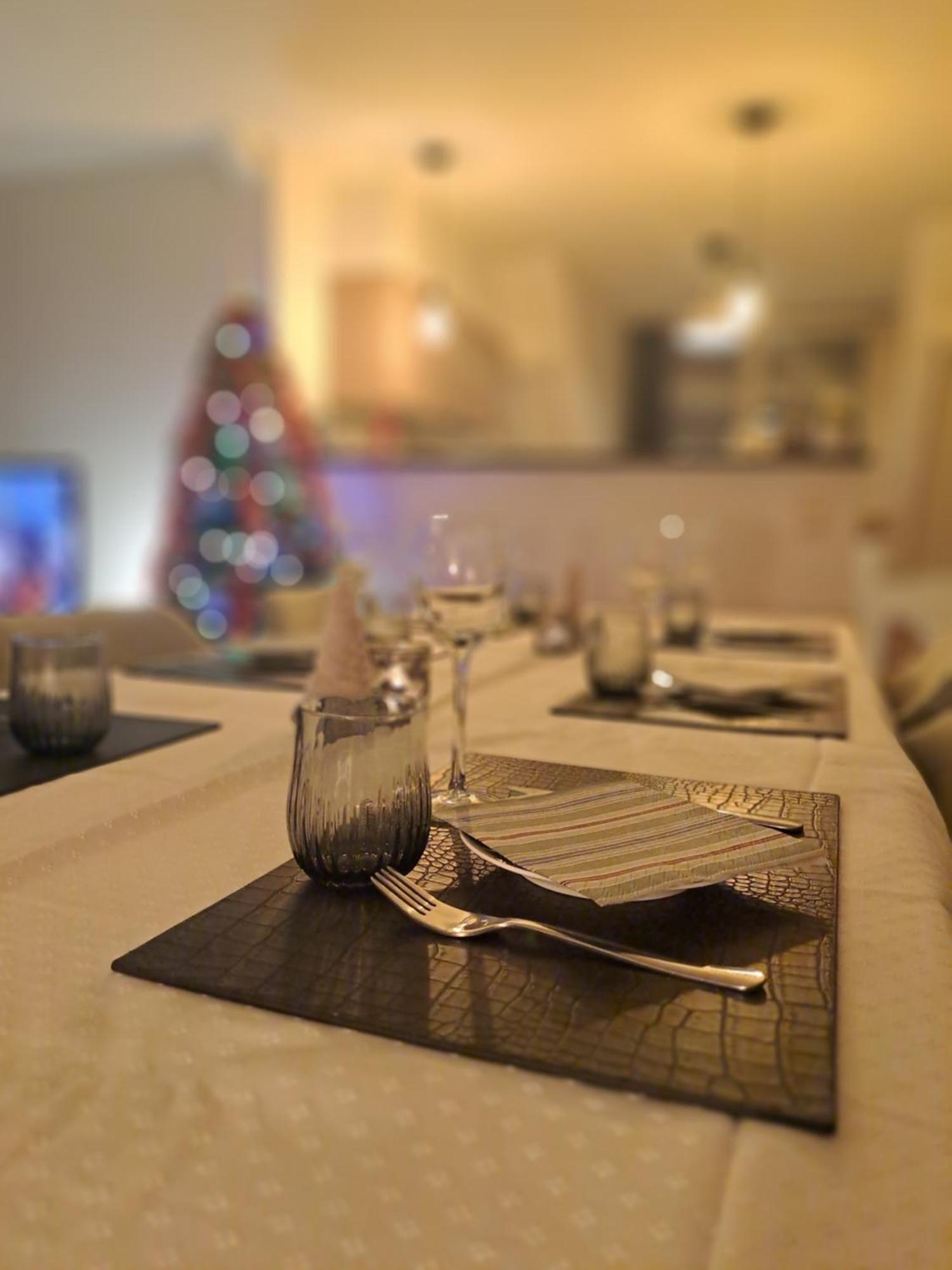 The Carmelite Apartment อีปส์ ภายนอก รูปภาพ